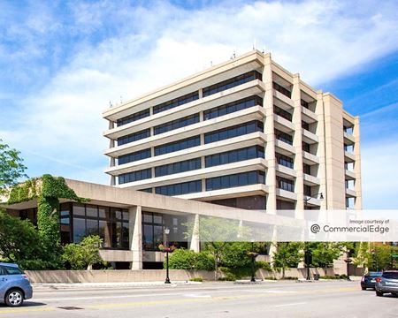 Commercial space for Rent at 8001 Lincoln Avenue in Skokie