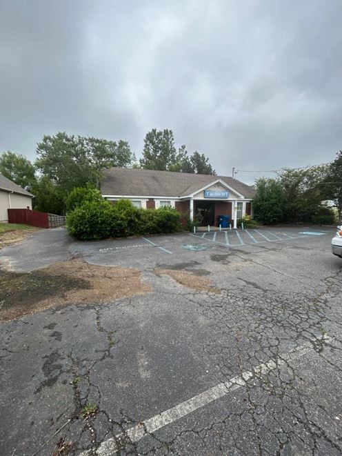 1721 Highway 51 S