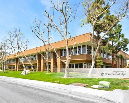 Commercial space for Rent at 1000 Quail Street in Newport Beach