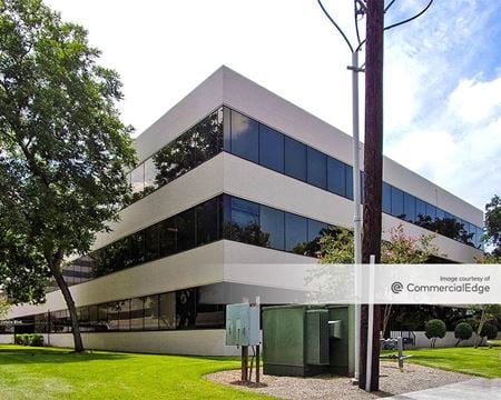 Office space for Rent at 4710 Bellaire Blvd in Bellaire