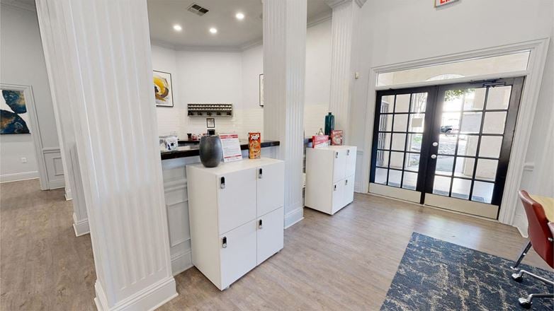 Apt CoWork - at Stonebriar of Frisco