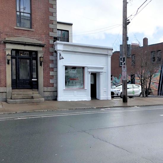 1323 Hollis Street