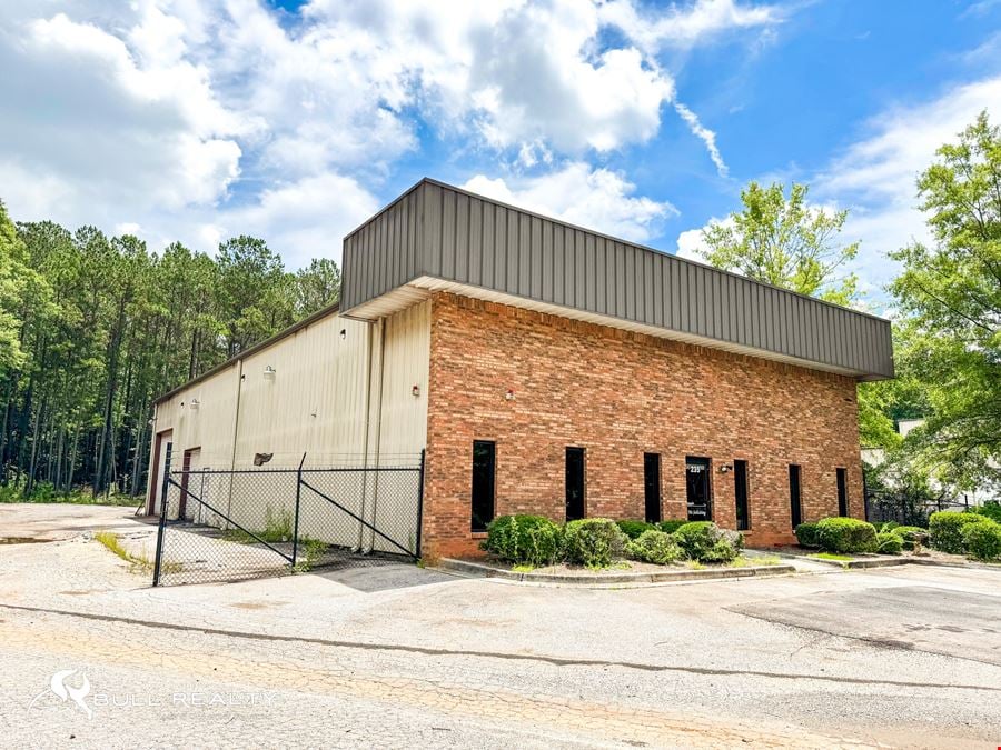 ±5,000 SF Flex-Warehouse