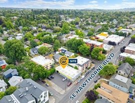 1515 SE Hawthorne Blvd