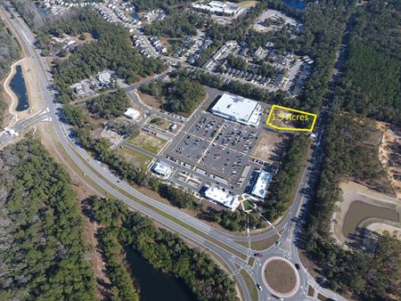 High Profile Commercial Outparcel In Publix Anchored Shopping Center - Bluffton