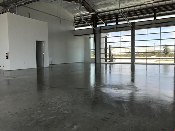 1019 South Heatherwilde Blvd 1/2 Off First Months Rent