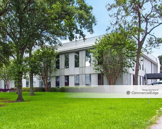 River Oaks Medical Center