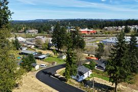Lilac Ln Income and Development Opportunity