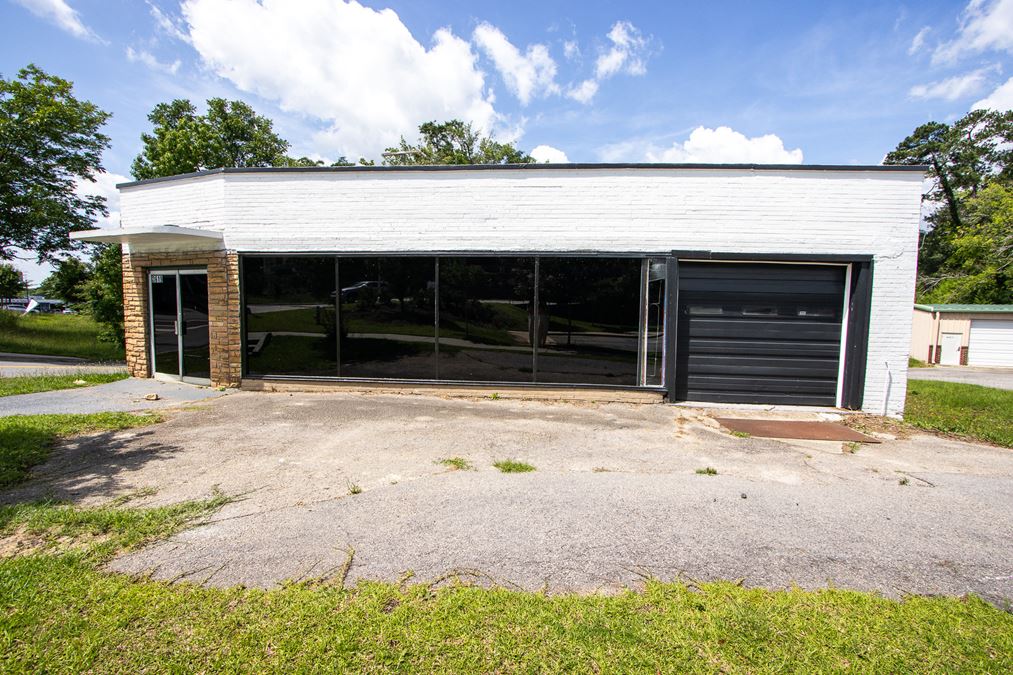 3619 N. Main St.