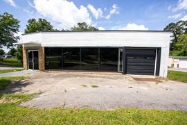 3619 N. Main St.