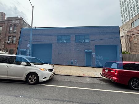 Retail space for Rent at 34 S 4th St in Brooklyn