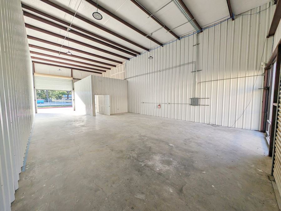 MOD Office Warehouse at FM 2978