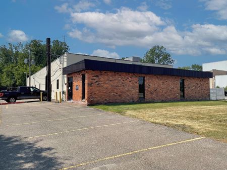 Commercial space for Rent at 32625 Folsom Road in Farmington Hills