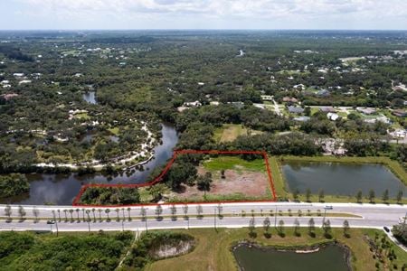 Photo of commercial space at 2083 W Midway Rd in Fort Pierce