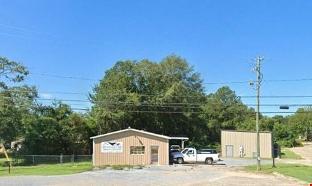 Photo of commercial space at 8711 Us Highway 231 in Wetumpka