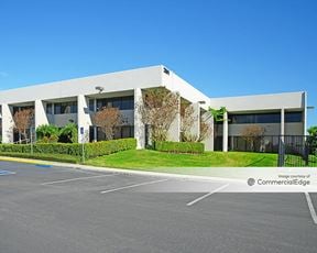 Orange County Industrial Center - 2801-2803 South Yale Street