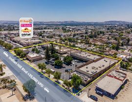 Indian Hill Plaza