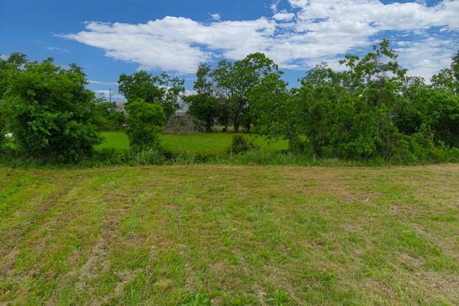 6149 Spencer Highway, Pasadena, TX 77505