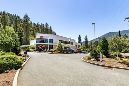 Photo of commercial space at 8925 Rogue River Highway in Grants Pass