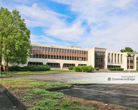 High Ridge Park Corporate Center - 3 High Ridge Park