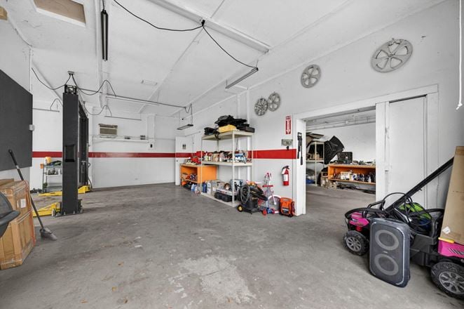 Auto Repair and Retail For Sale or Lease