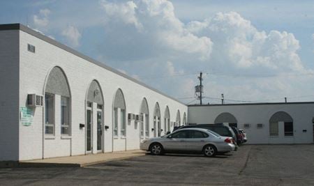 Photo of commercial space at 703 West Annoreno Drive in Addison