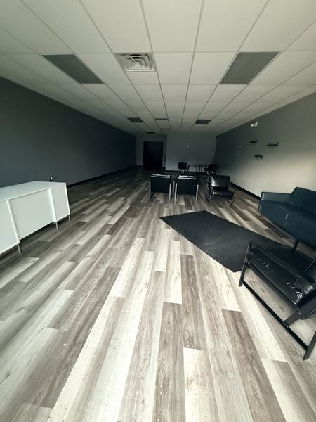 Retail space for Rent at 3400 S. Broadway in Tyler