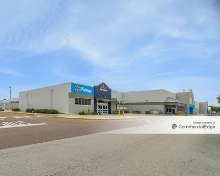Photo of commercial space at 8745 State Road 54 in New Port Richey