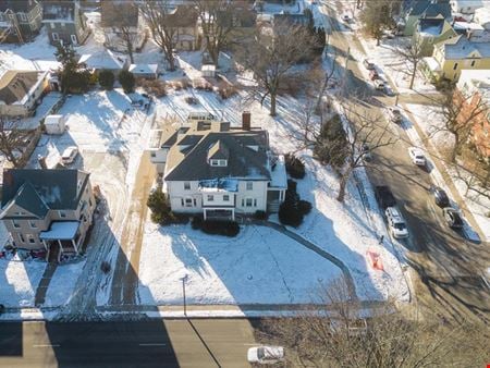 Photo of commercial space at 907 E Locust St in Davenport