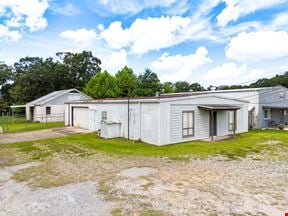 ±4,000 SF Industrial Property with Yard – Multi-Tenant Potential