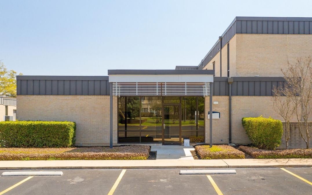 Twelve Oaks Professional Center
