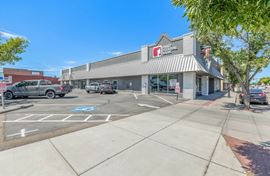 100% Leased Bank Anchored Retail Building