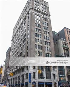 381 Park Avenue South