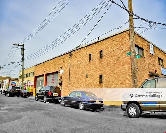 147-48 182nd Street