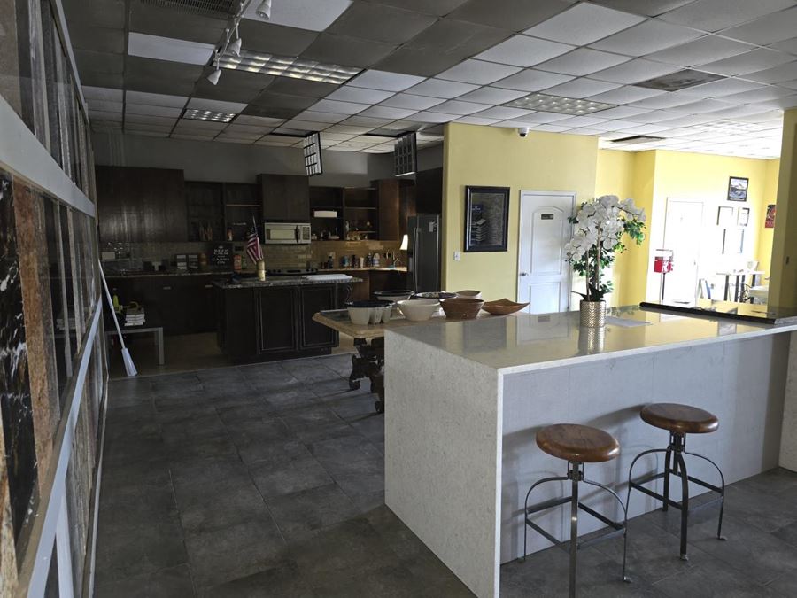 3235 Saratoga Blvd.