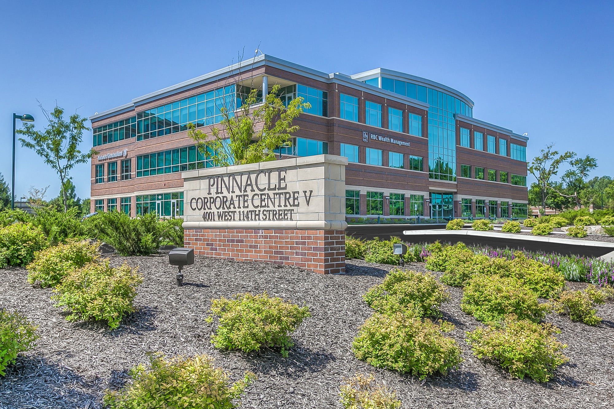 4001 West 114Th St, Leawood, KS 66211