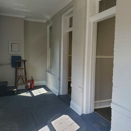118 North Division Street Unit 204