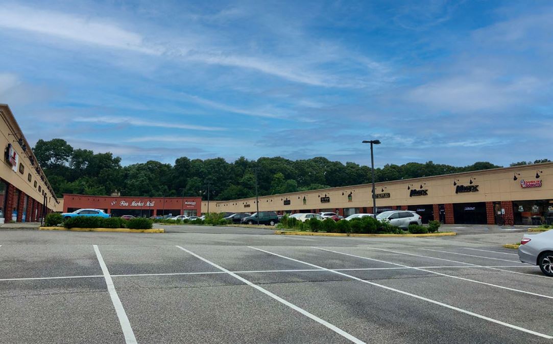 1,250 - 20,400 SF | 1075 Portion Rd | Tiffany Plaza Shopping Center Retail Spaces for Lease