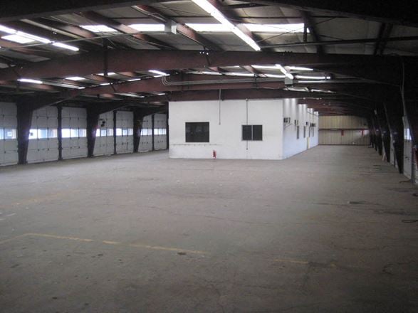 1,000 SF Warehouse/Storage