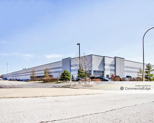425 Crossing Drive