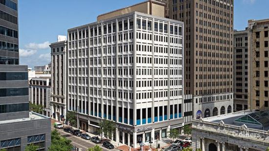 Leased | 4,466 SF | 100 North Laura