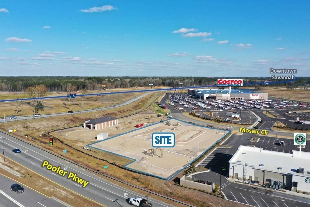 Mosaic Towne Center ±3,200 SF Retail Bulding Sale or Lease Pooler