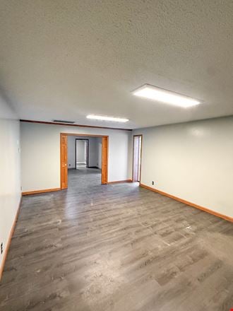 138 Lawler Dr
