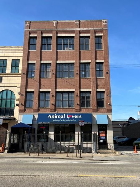 Office space for Rent at 2232 N Clybourn Ave in Chicago