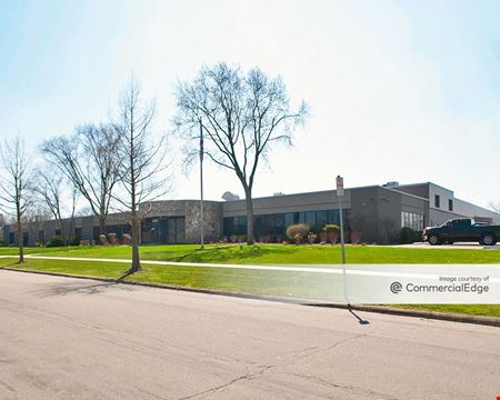 Industrial space for Rent at 5300 Katrine Avenue in Downers Grove