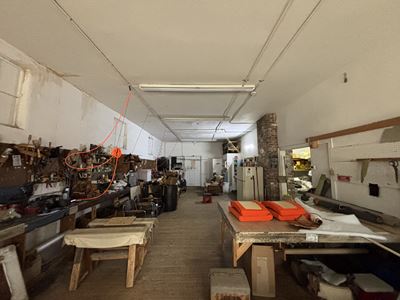 710 E 52nd St.