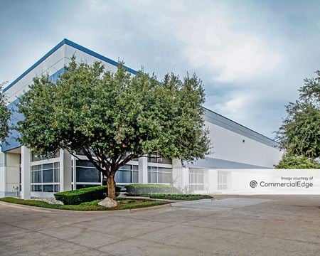 Industrial space for Rent at 13995 Diplomat Drive in Farmers Branch