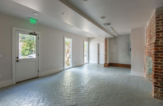 Lower Garden District Retail / Office