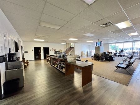 Retail space for Rent at 3401 N May Ave in Oklahoma City