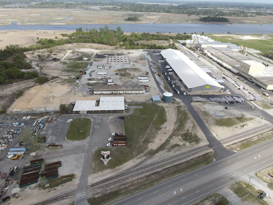 The Yard - Lots 1 & 4